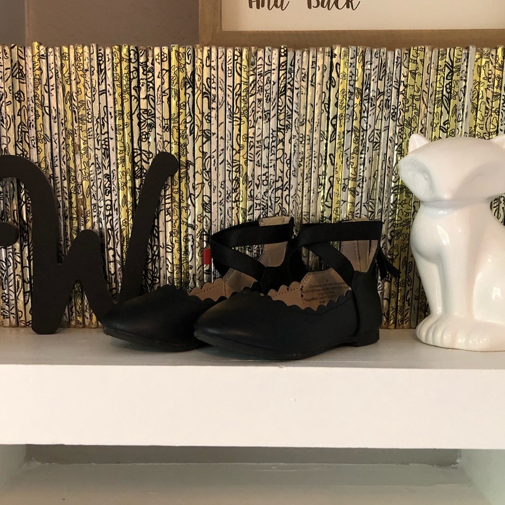 ❌SOLD❌Cat and Jack black Flats